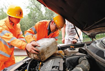 石屏剑阁道路救援